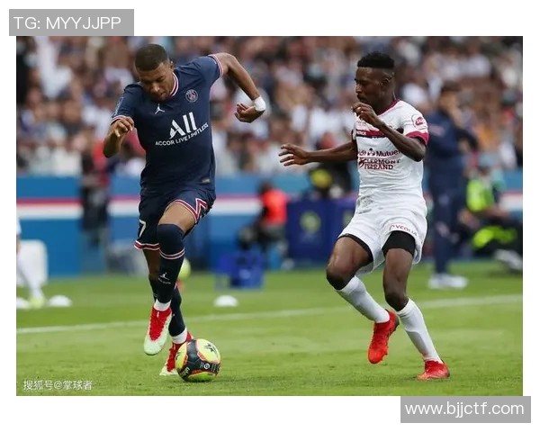 克莱蒙与巴黎FC激战正酣比分揭晓精彩瞬间回顾